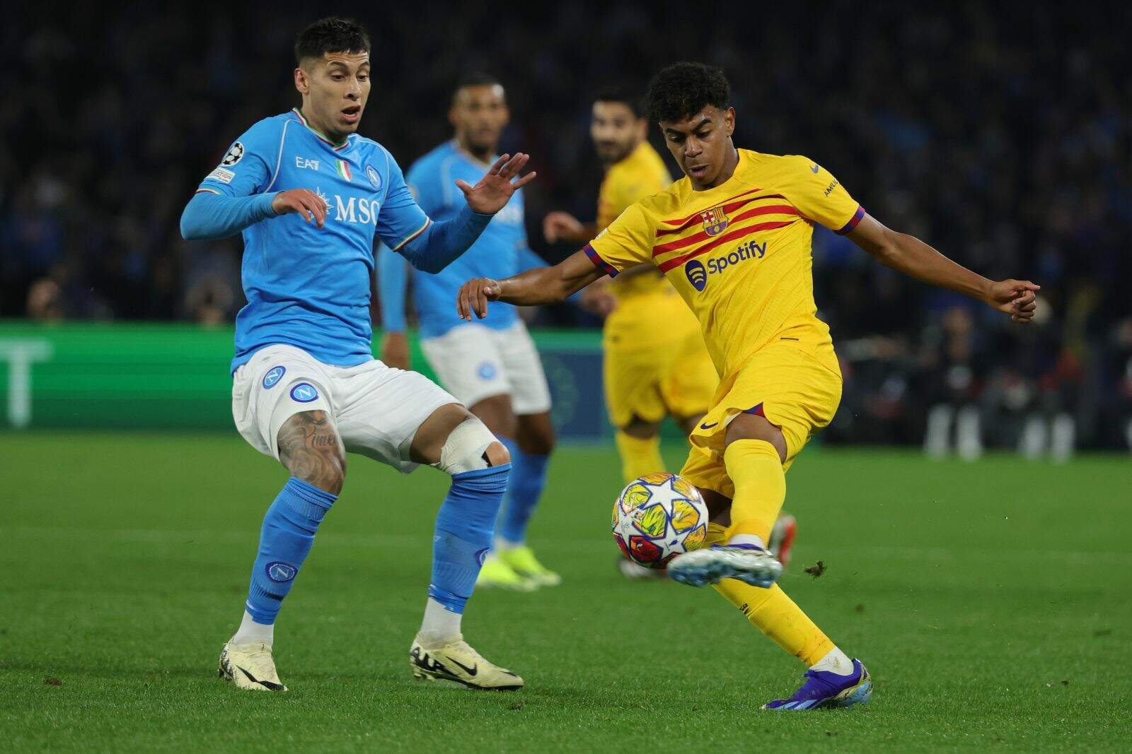 Olivera ante el Barcelona
