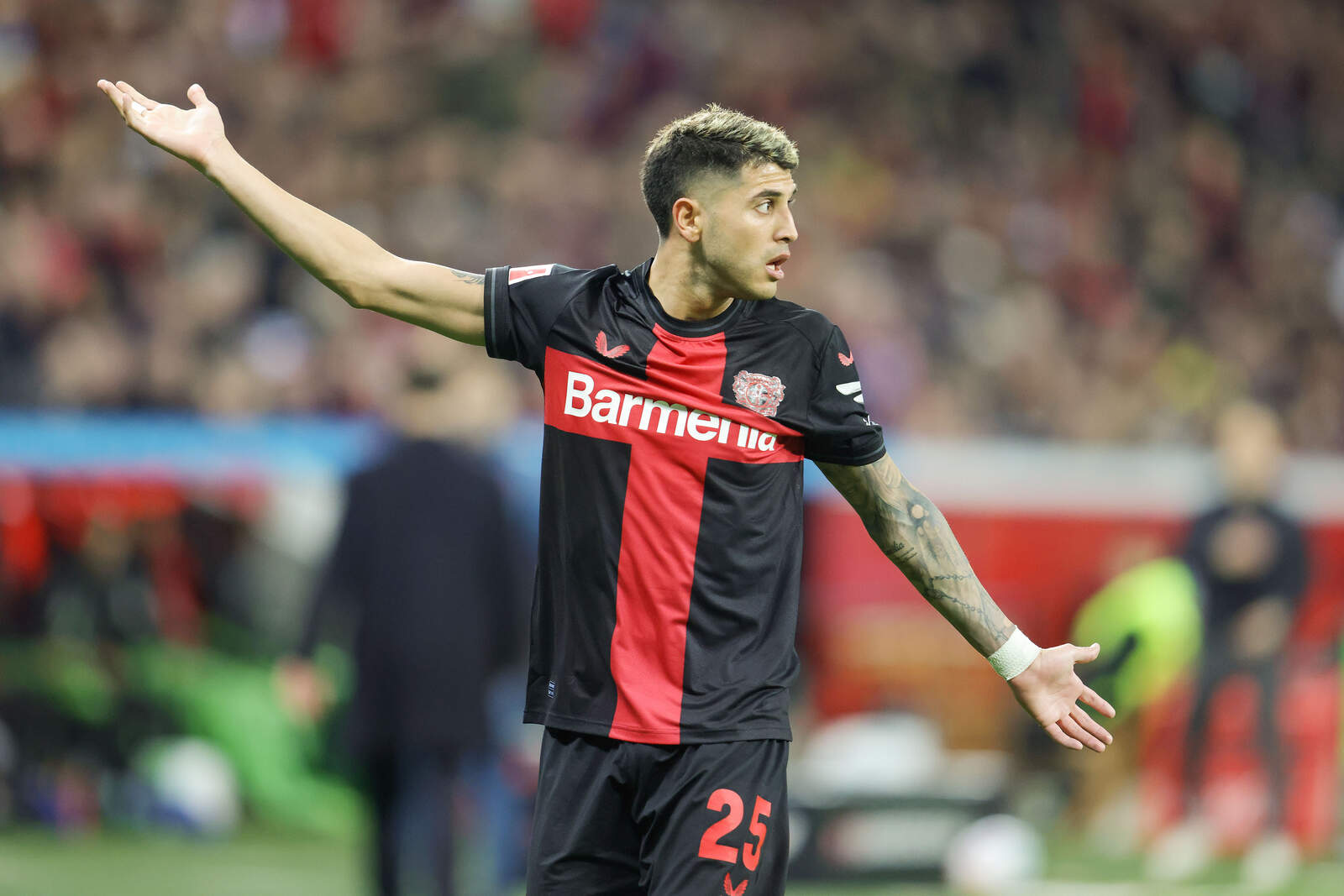 Palacios con el Bayer Leverkusen