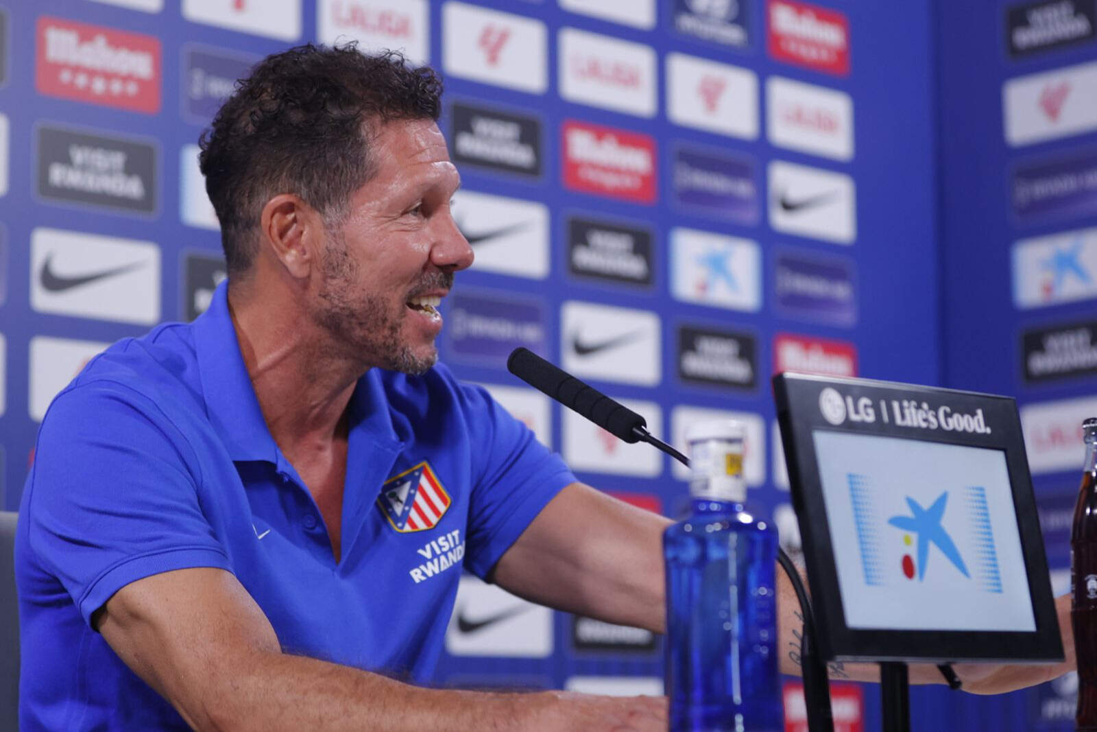 Simeone en rueda de prensa
