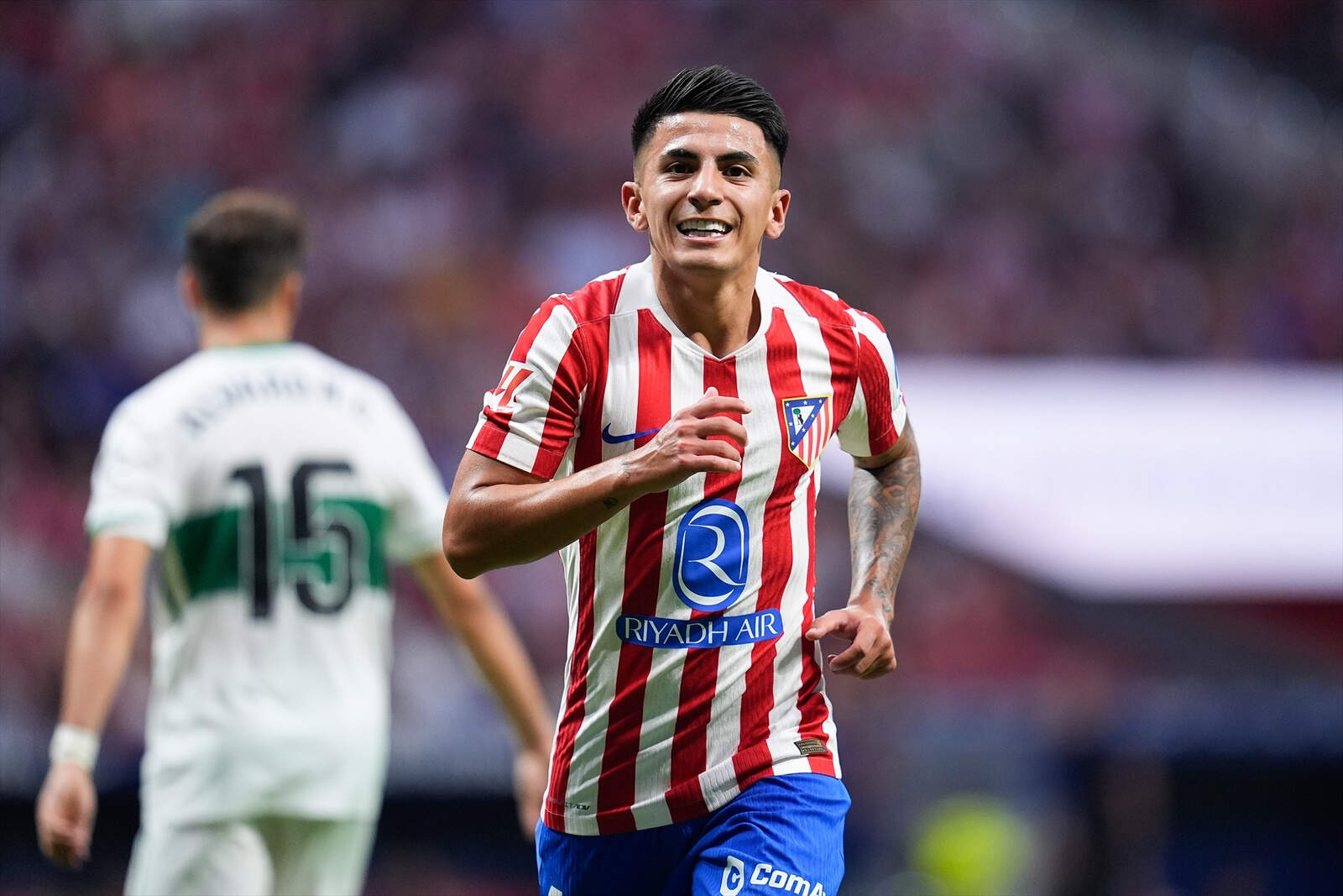 Almada durante un partido