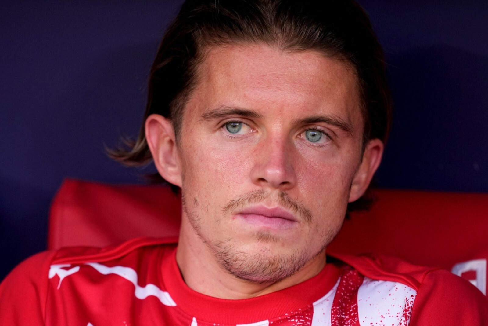 Gallagher en el banquillo del Metropolitano