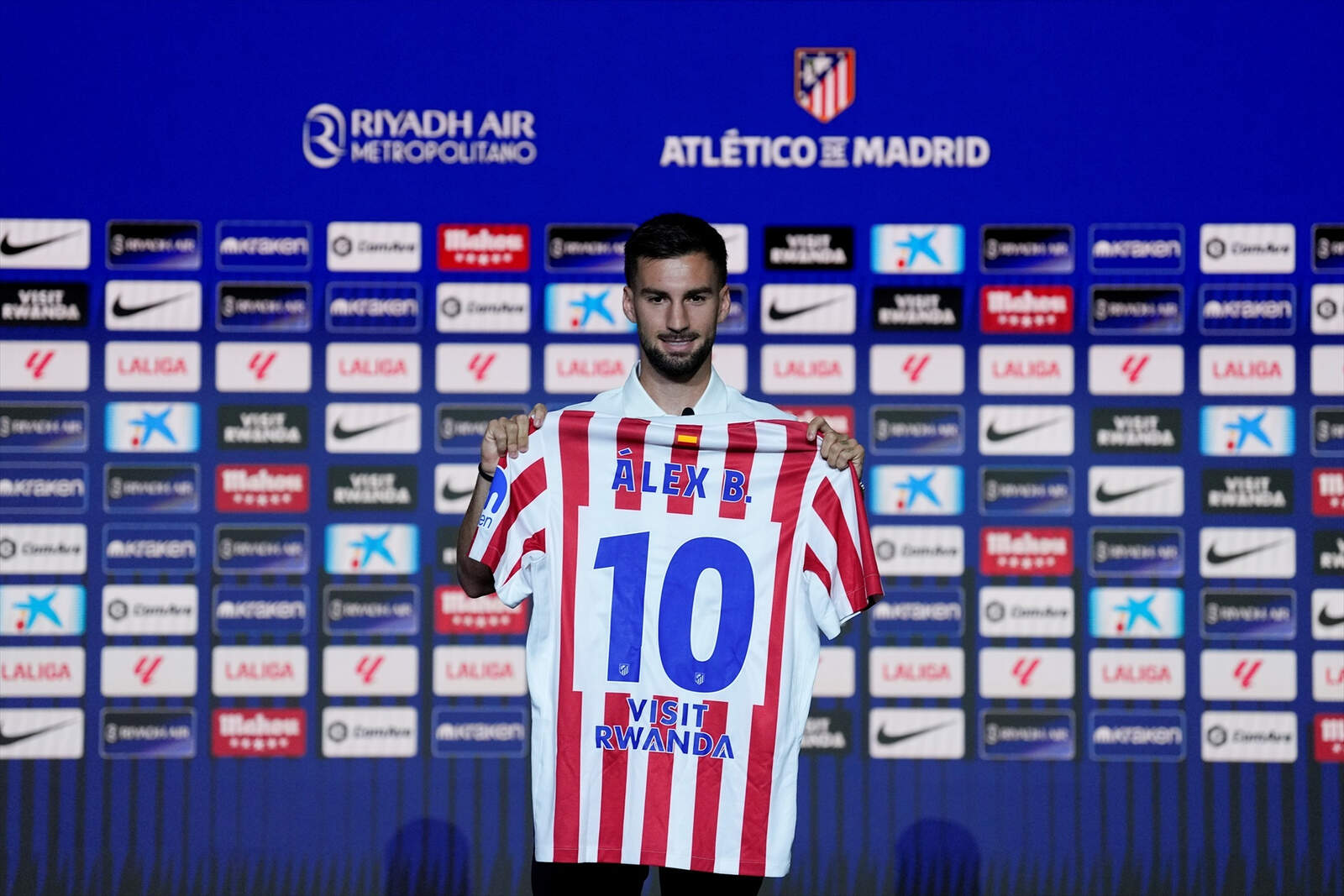 Álex Baena fue la gran estrella del mercado de verano de los rojiblancos