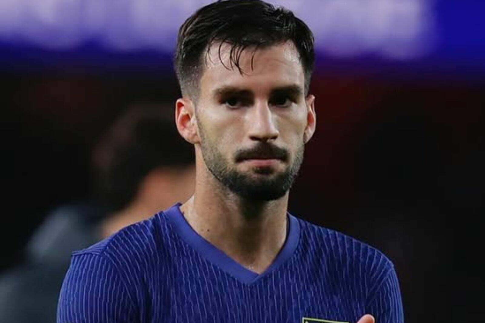 Álex Baena regresa a la titularidad