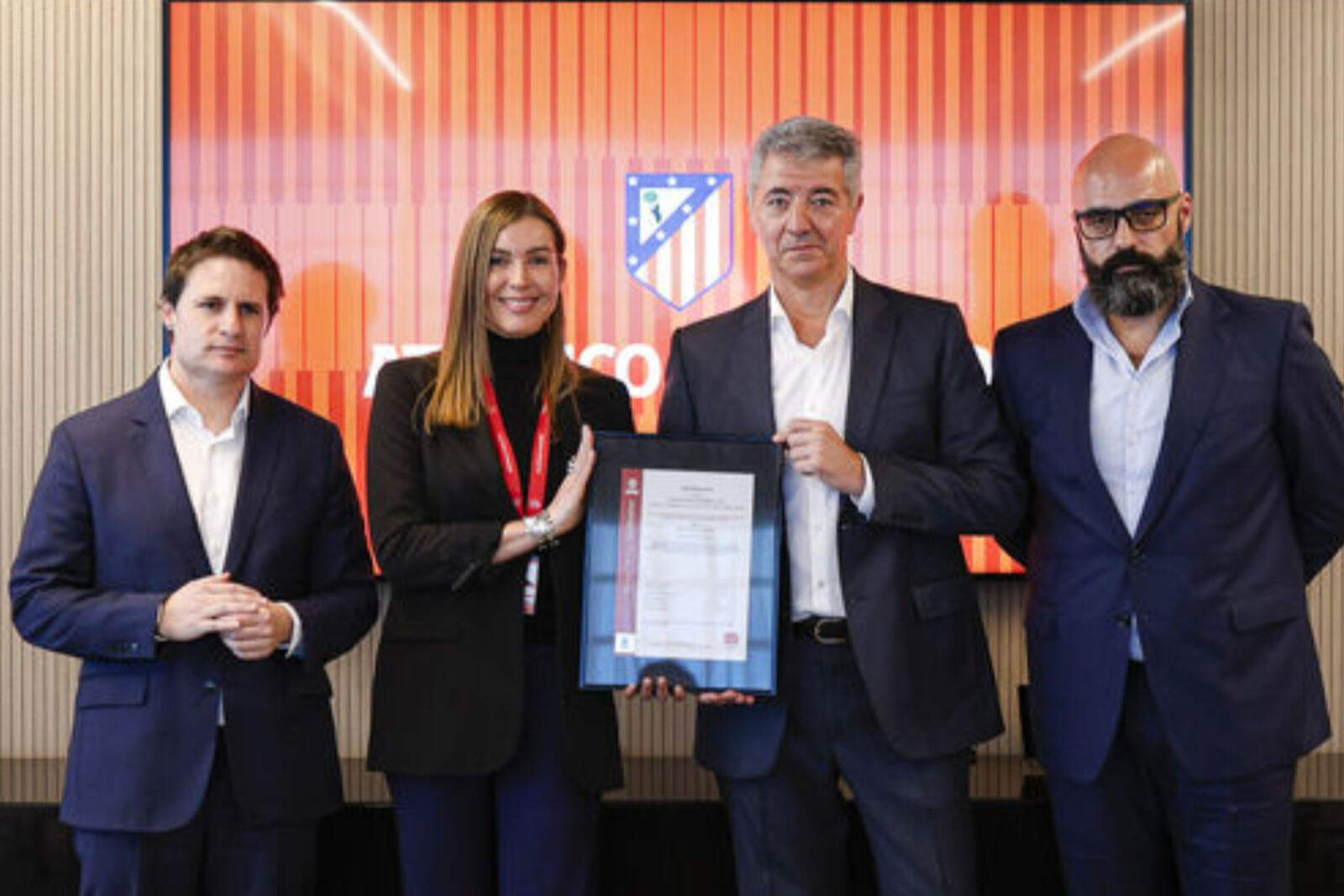 Bucero con Gil Marín