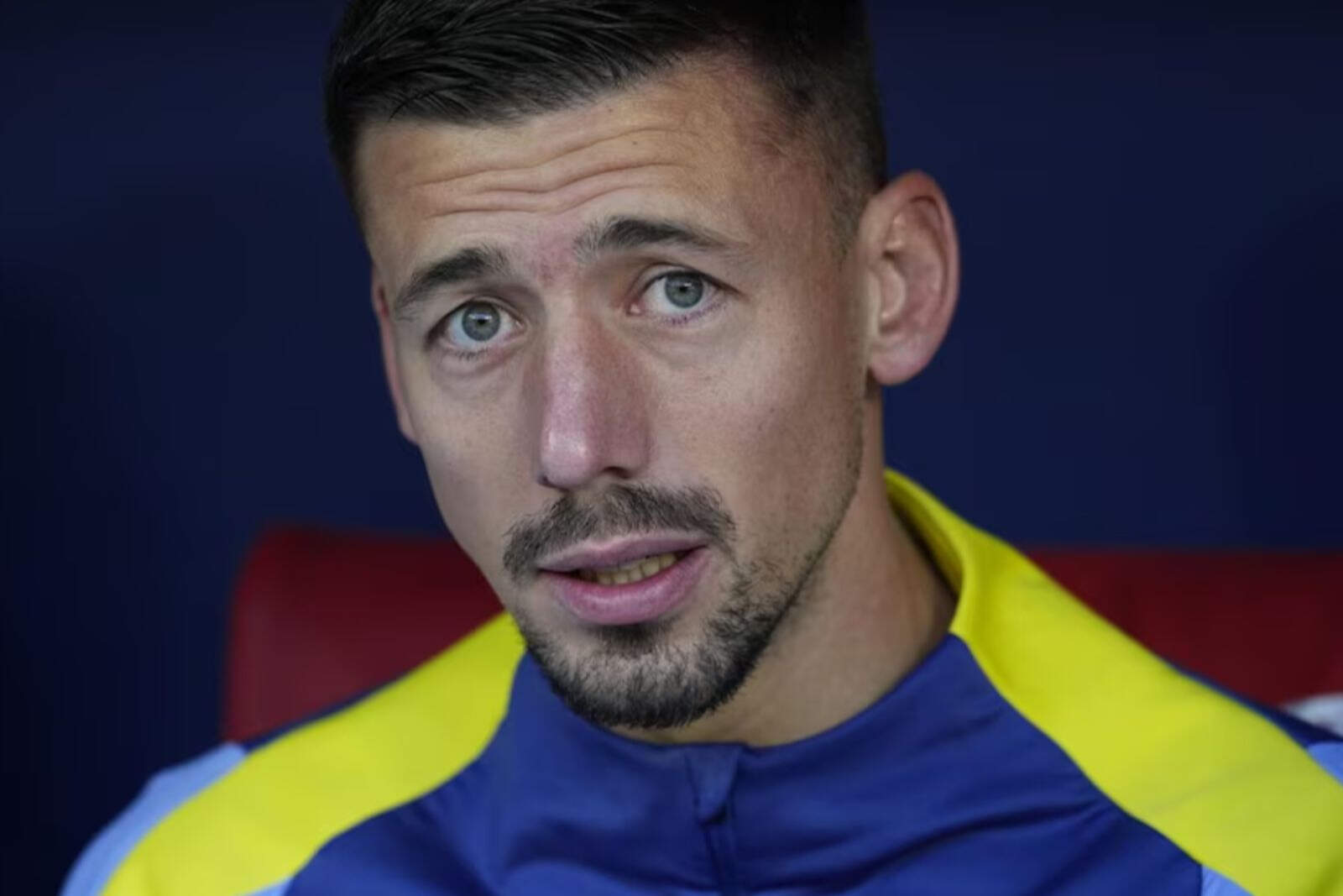 Lenglet provoca un destrozo a Simeone