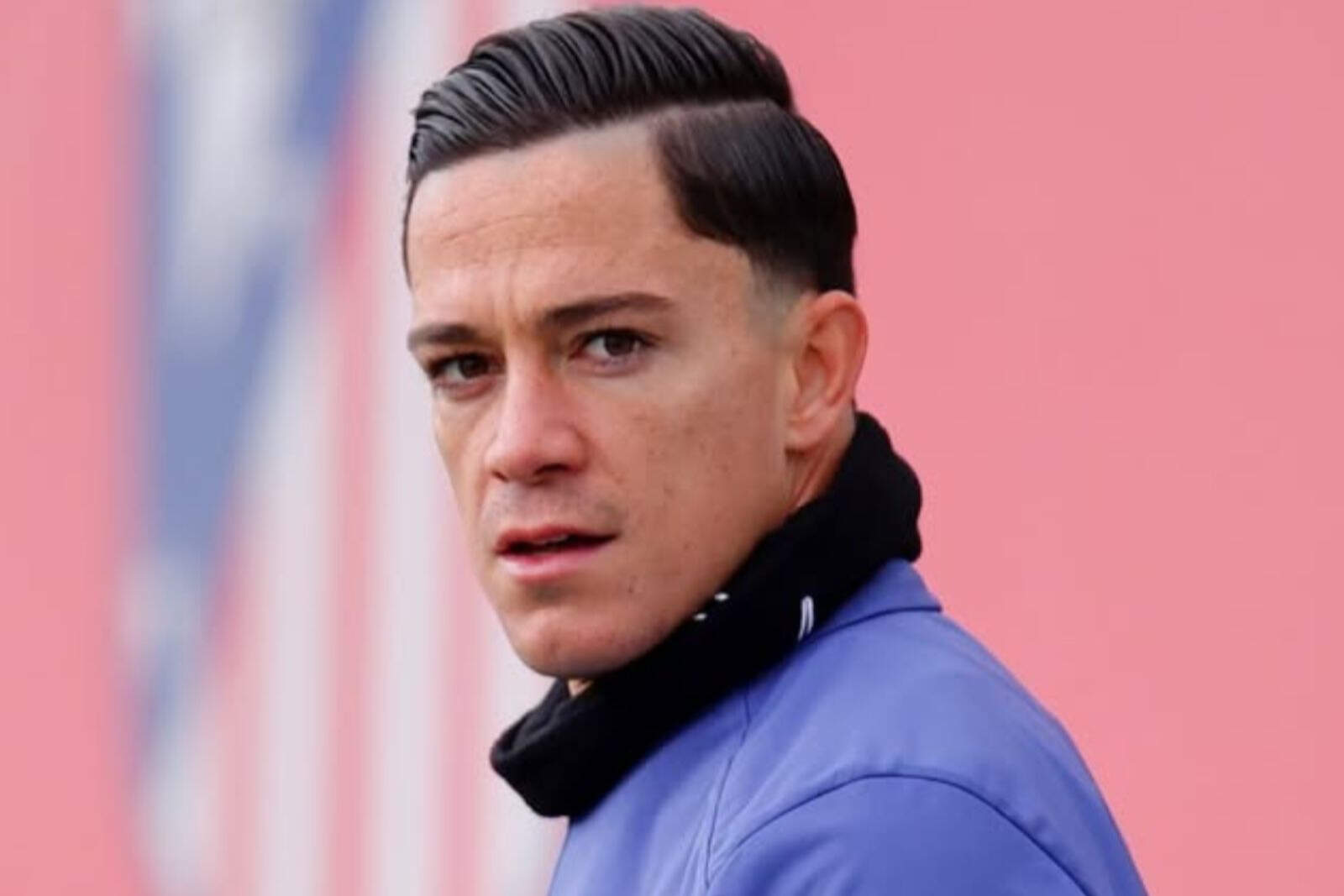 Raspadori en un entrenamiento