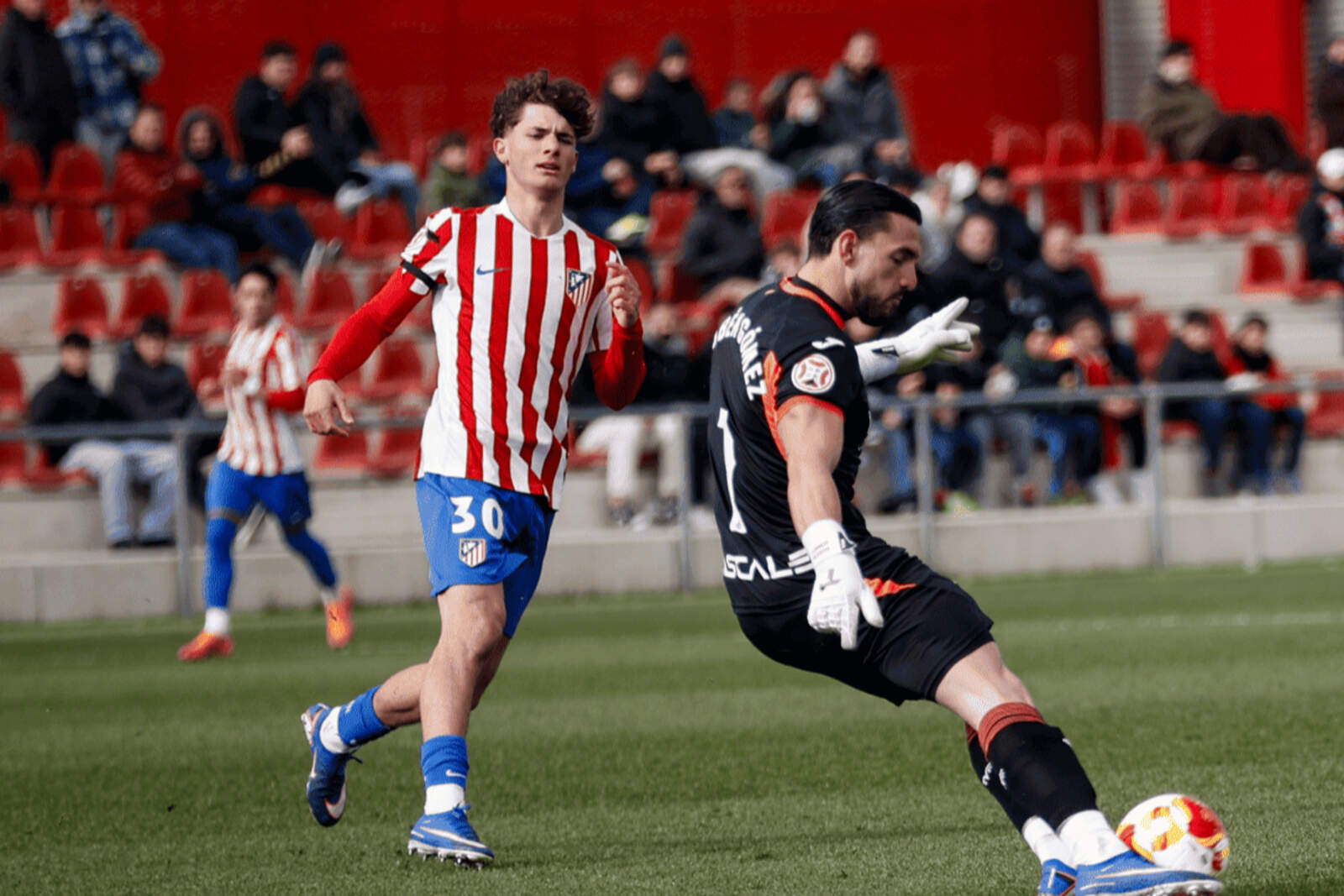 Miguel Cubo inició en punta