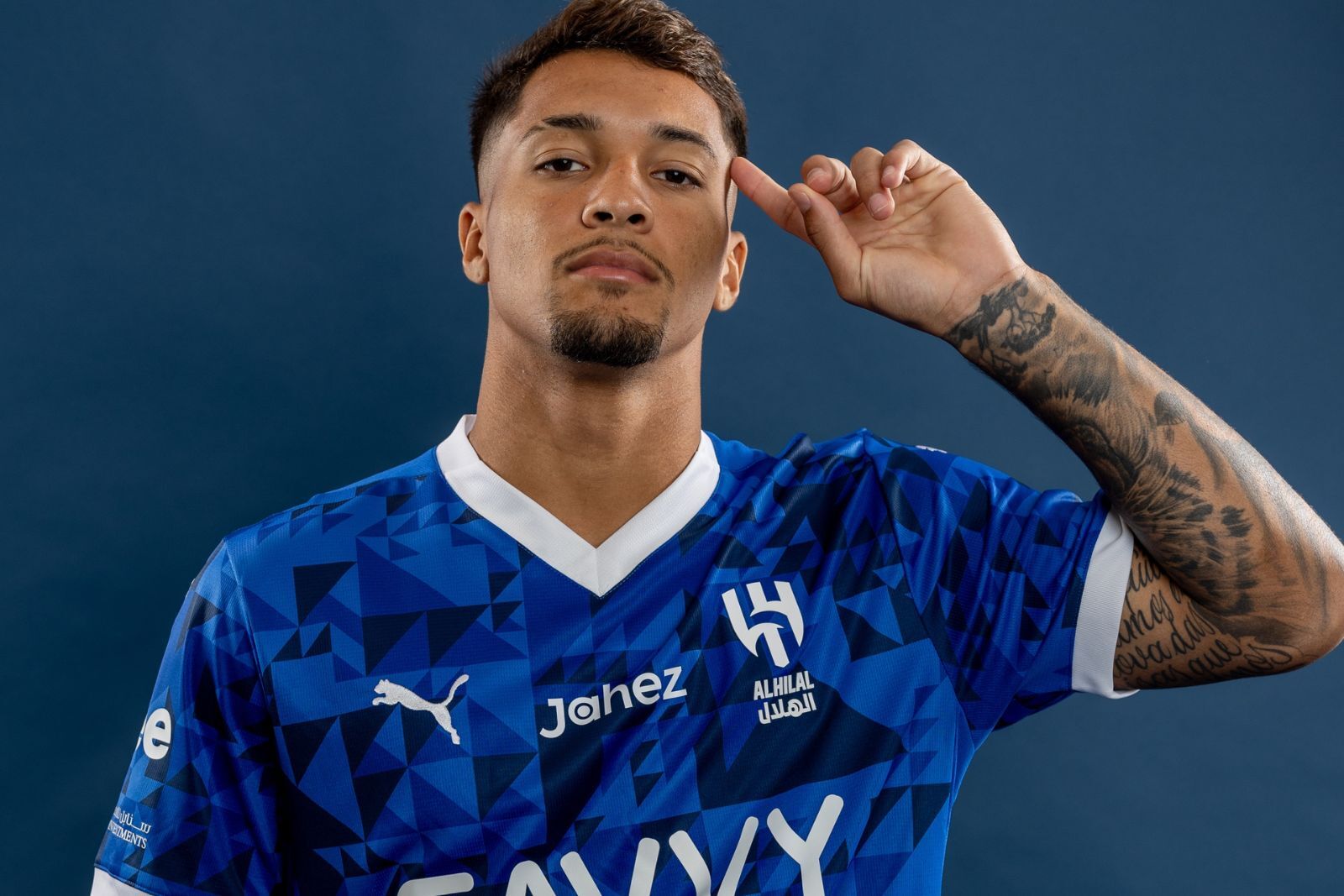Marcos Leonardo no llegará al Atlético (Fuente: @Alhilal_FC y Canva)