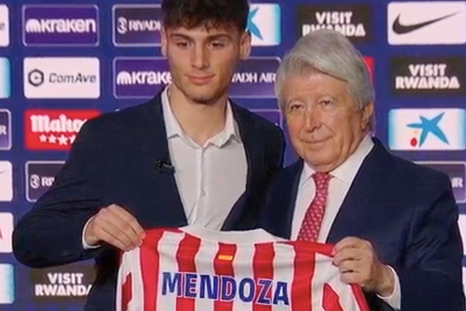 El murciano llevará el dorsal 4 que deja Conor Gallagher (Fuente: @Atleti)