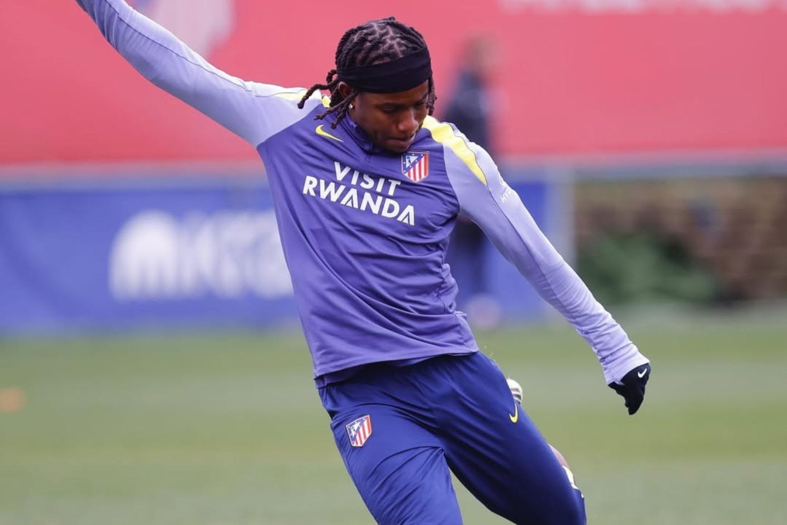 Lookman cuajó un gran debut como rojiblanco | (Fuente: @molalookman)