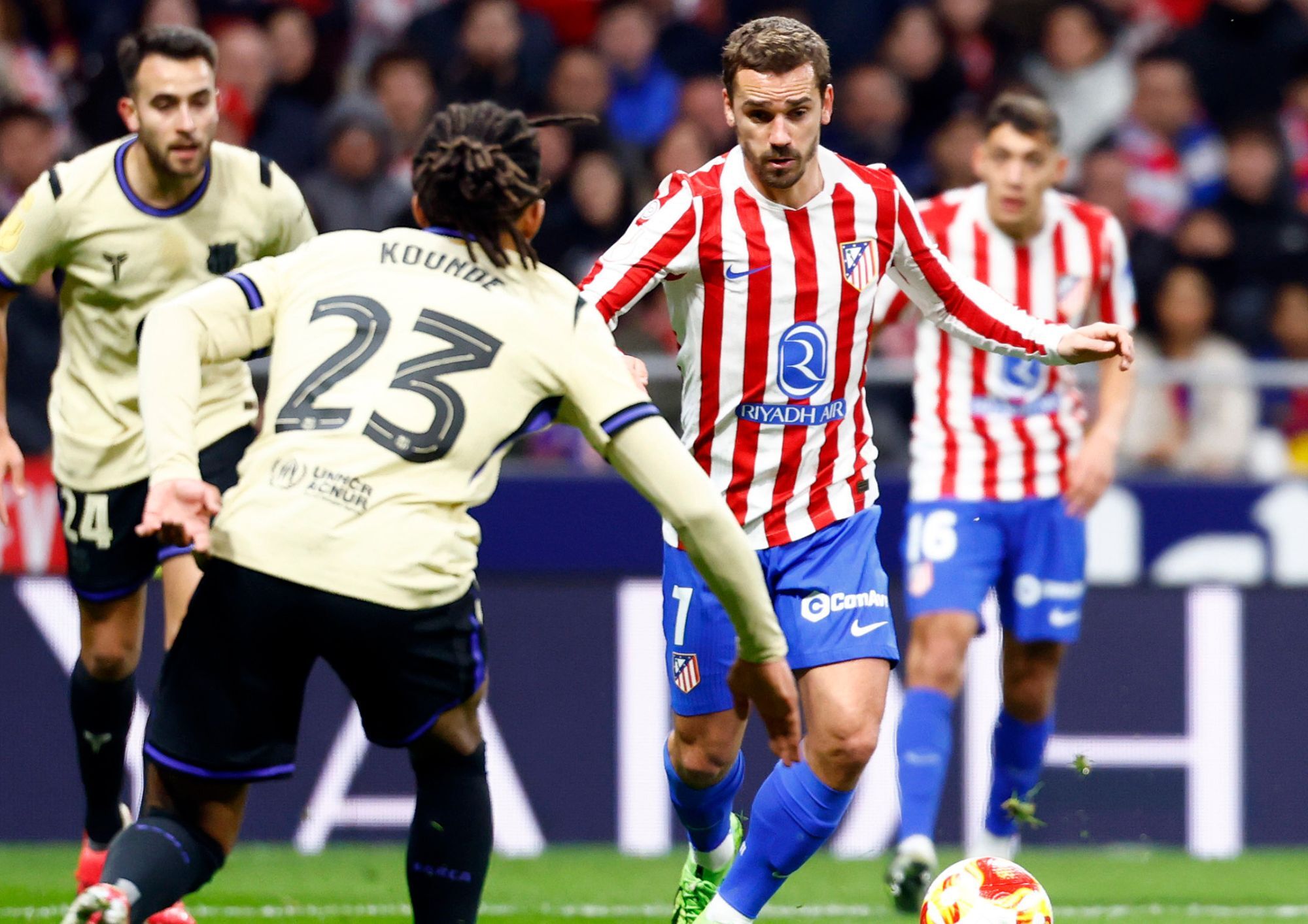 Antoine Griezmann ante el Barça | Fuente: (@Atleti)