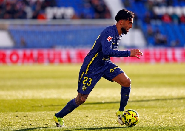 Nico González ante el Rayo Vallecano