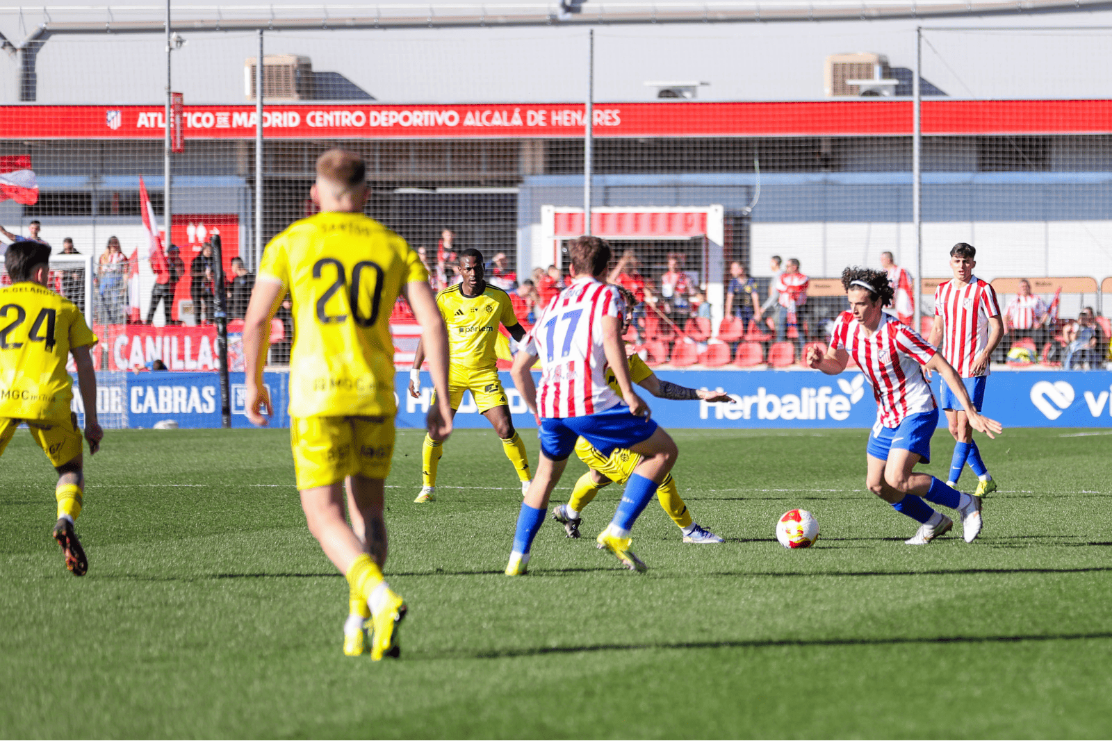 El Atlético Madrileño se marchó 1-1 al descanso | Fuente (@AtletiAcademia)