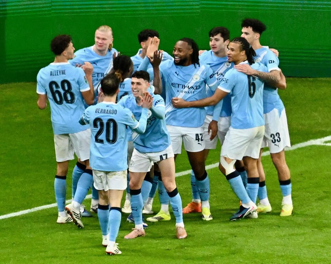 El Barça de Hansi Flick abre otra batalla con el Atlético por un central de la Premier | Fuente: Nathan Aké (Instagram)