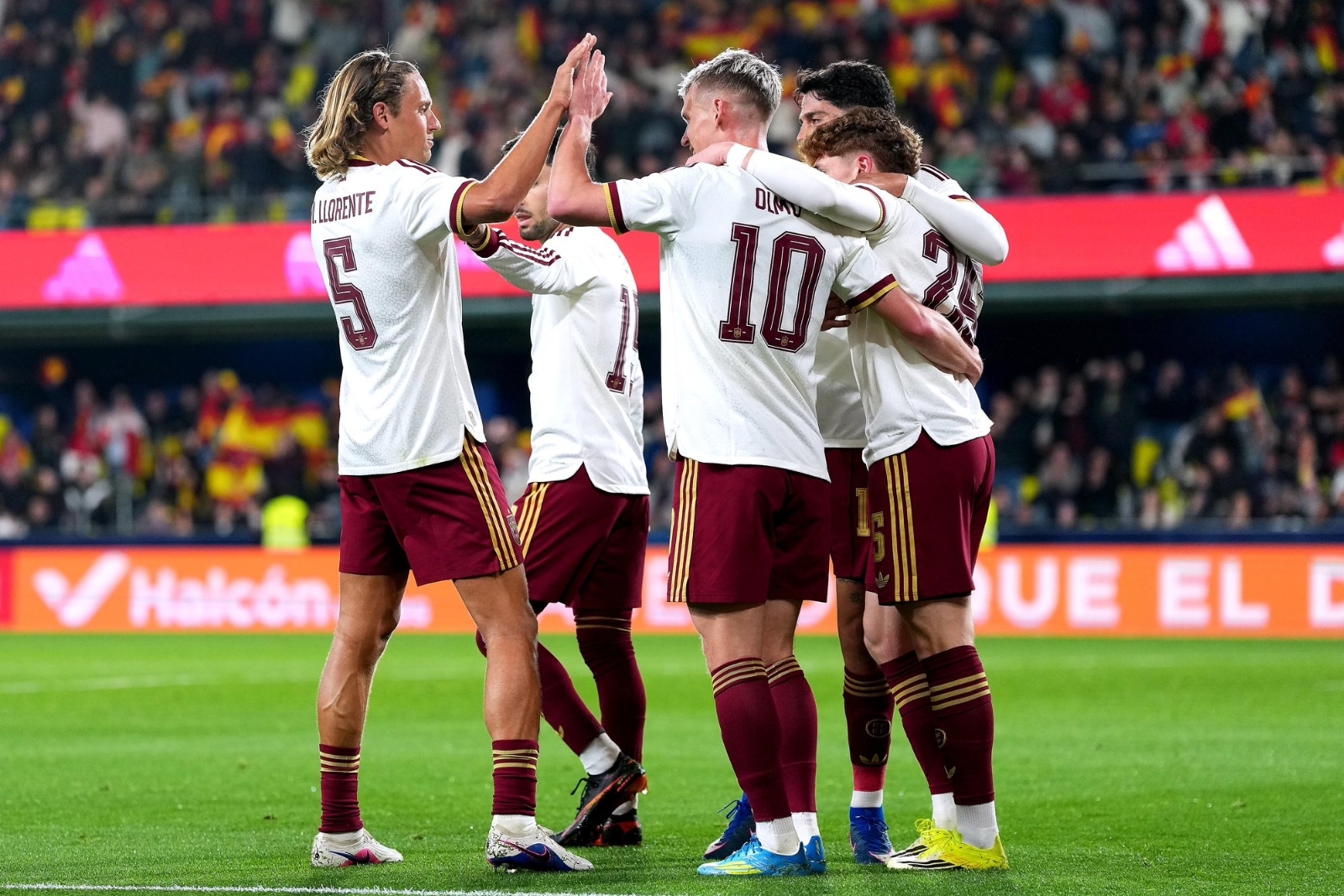La selección española venció con contundencia a Serbia | Fuente: (@sefutbol)