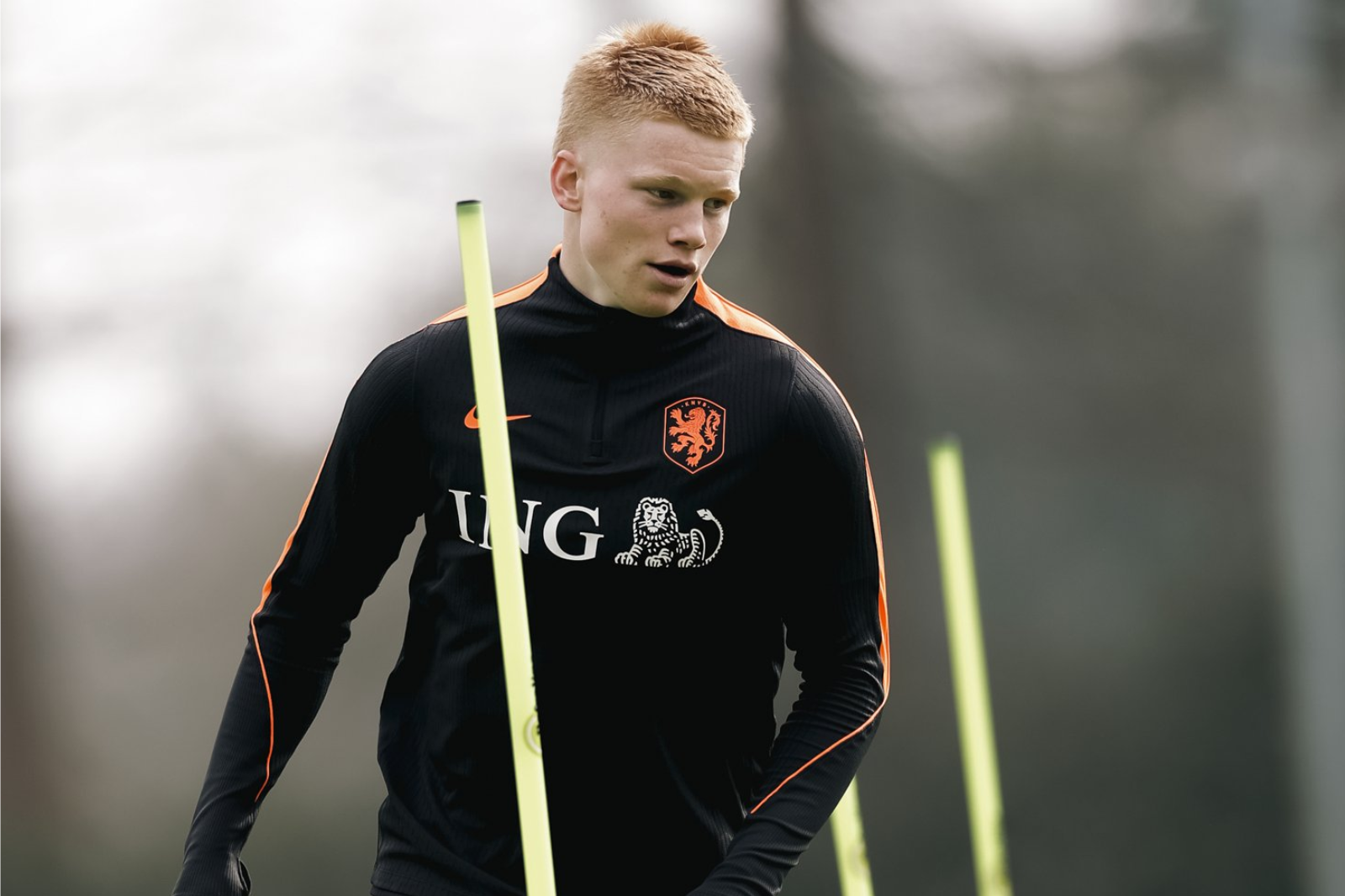 Kees Smit |  Fuente (@AZAlkmaar)