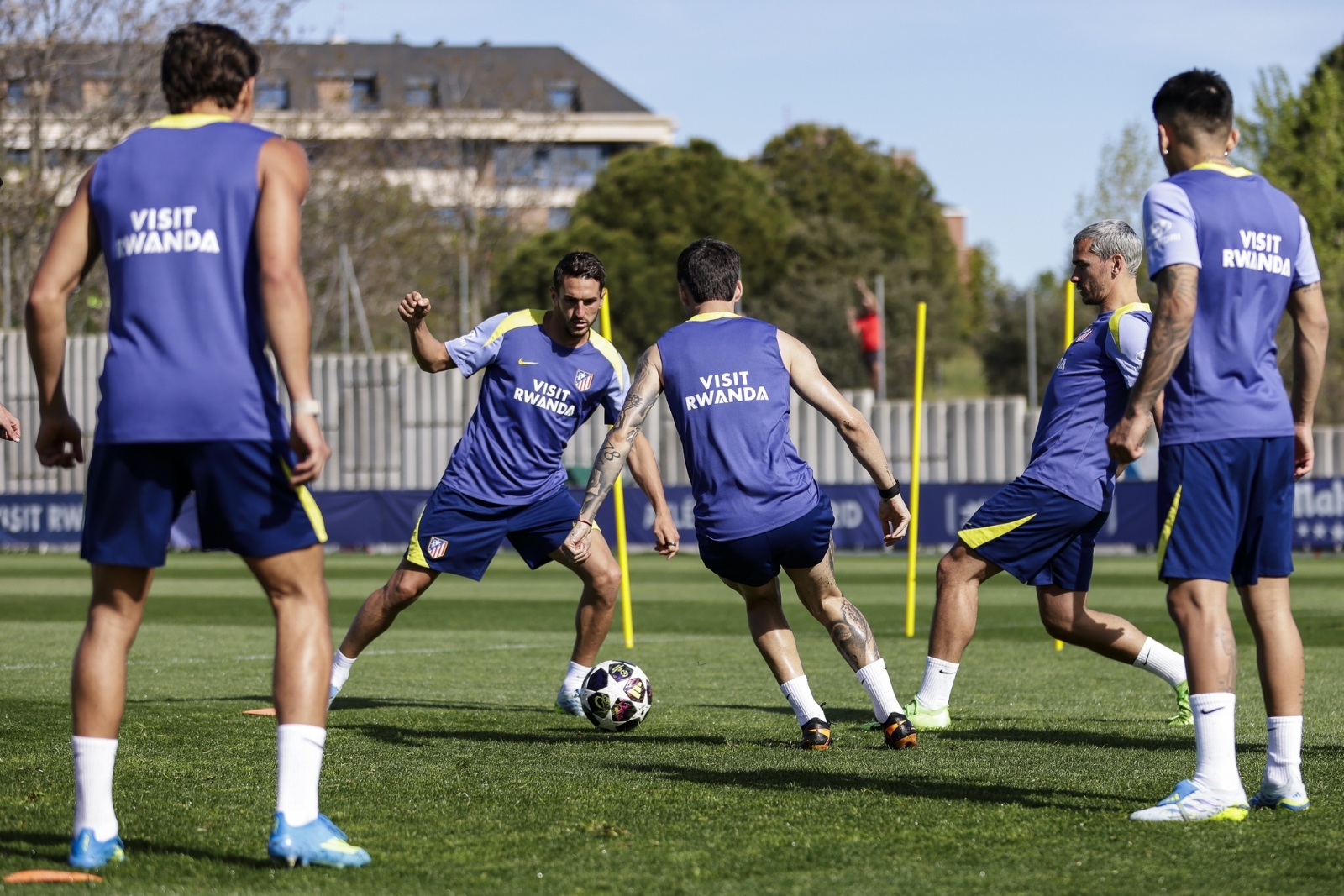 El Atlético se ejercita para el encuentro de Champions | Fuente: (@Atleti)