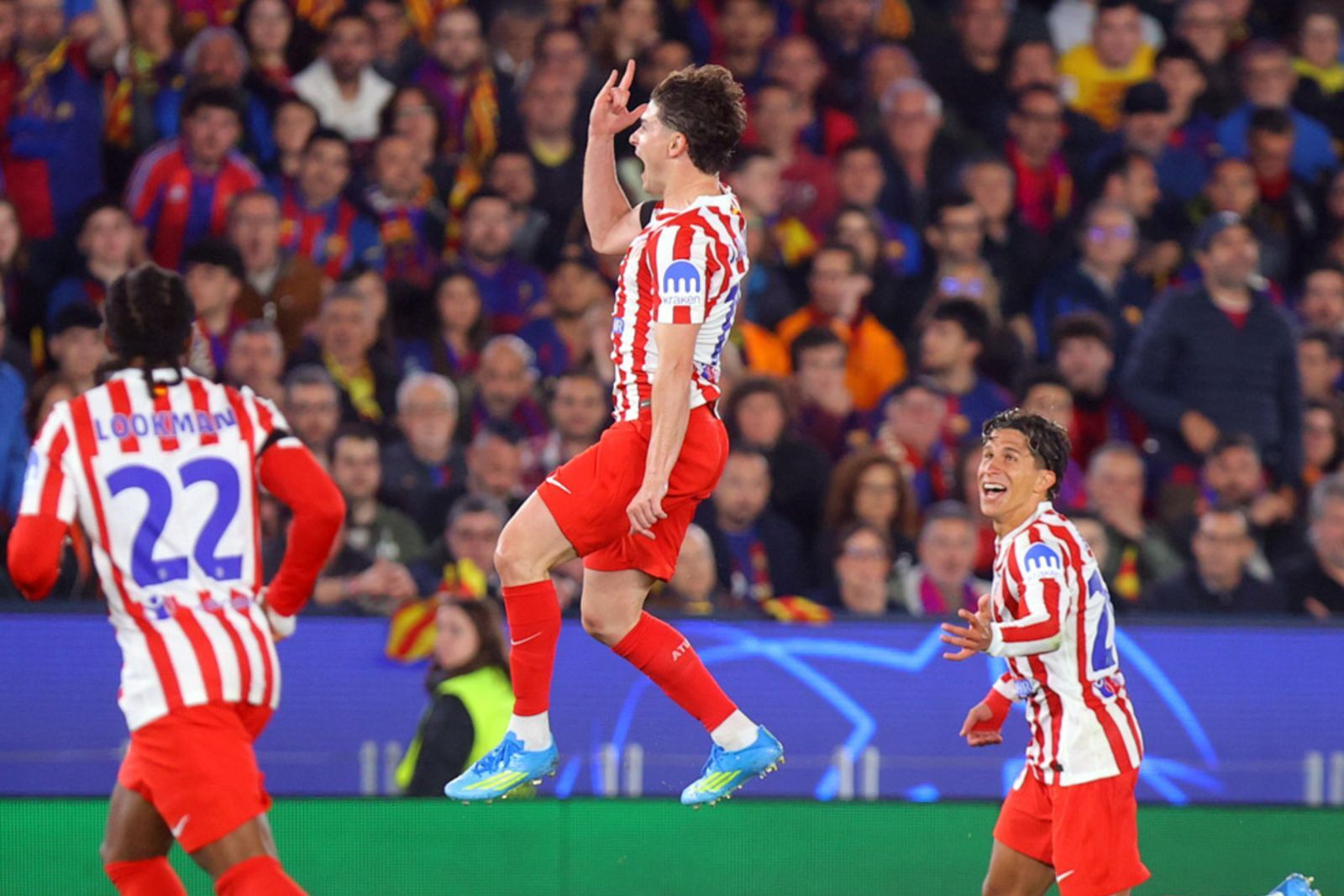 Julián celebrando su gol: Atlético de Madrid