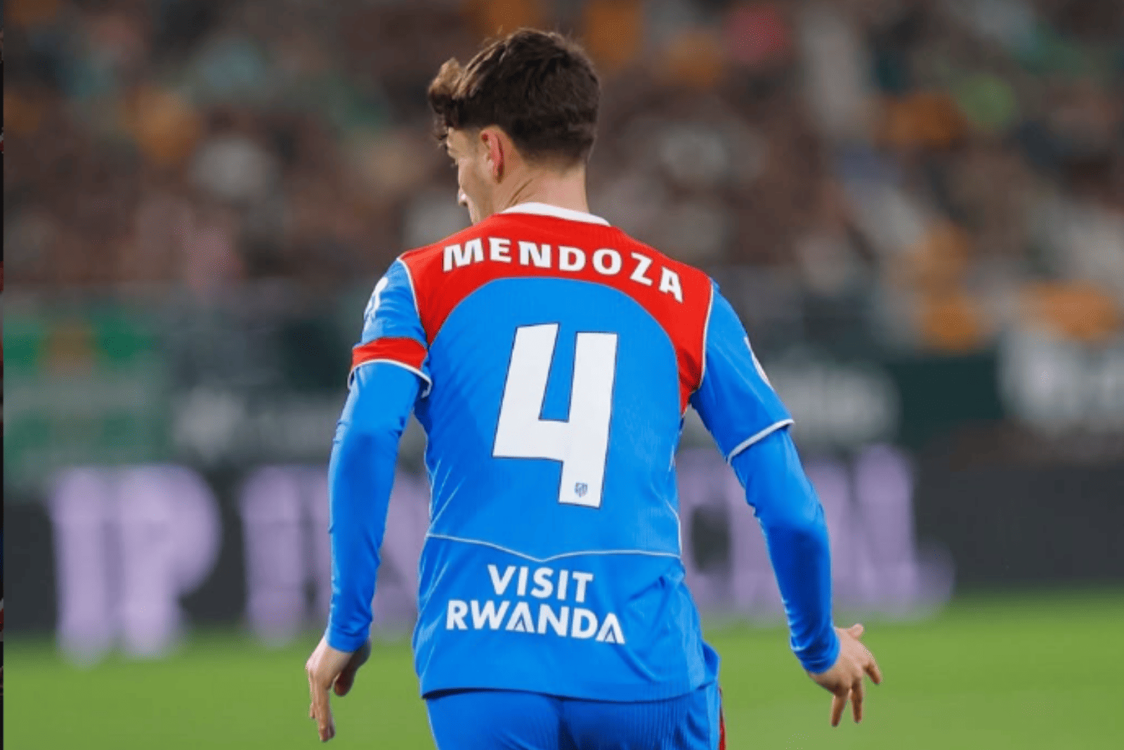 Mendoza en un partido | Fuente (@rodrigoomendozza)