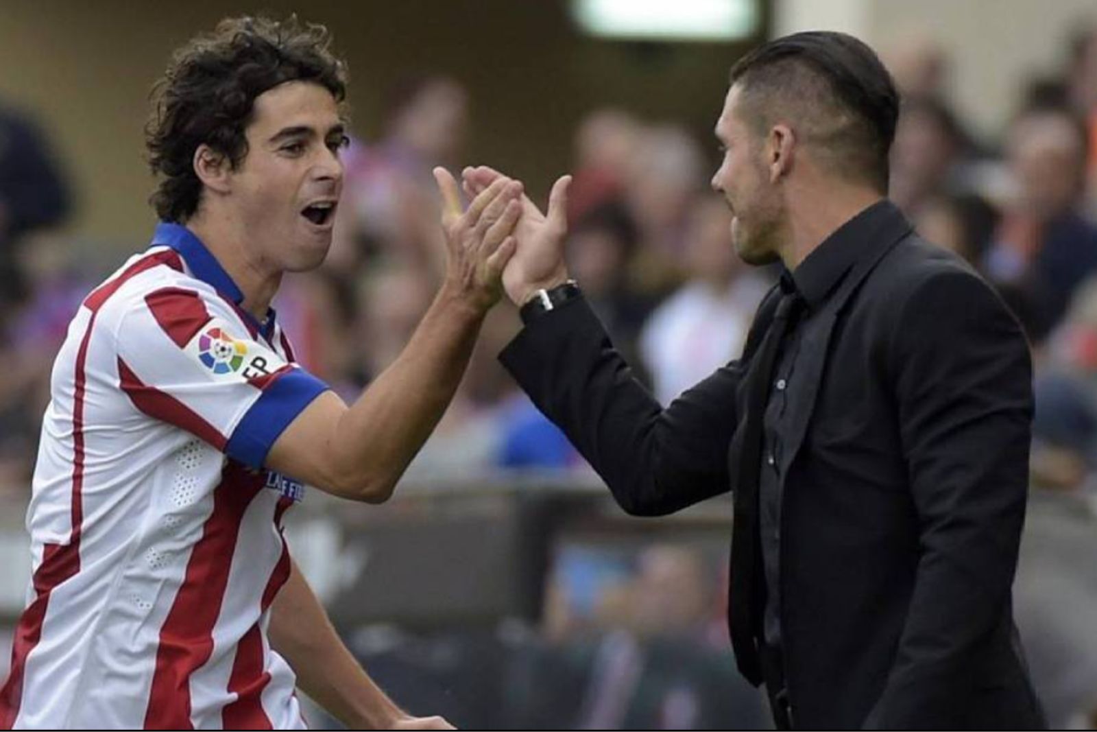 Tiago Mendes con Simeone durante su época como rojiblanco  Fuente @Tiago Cardoso Mendes FANS (Instagram)