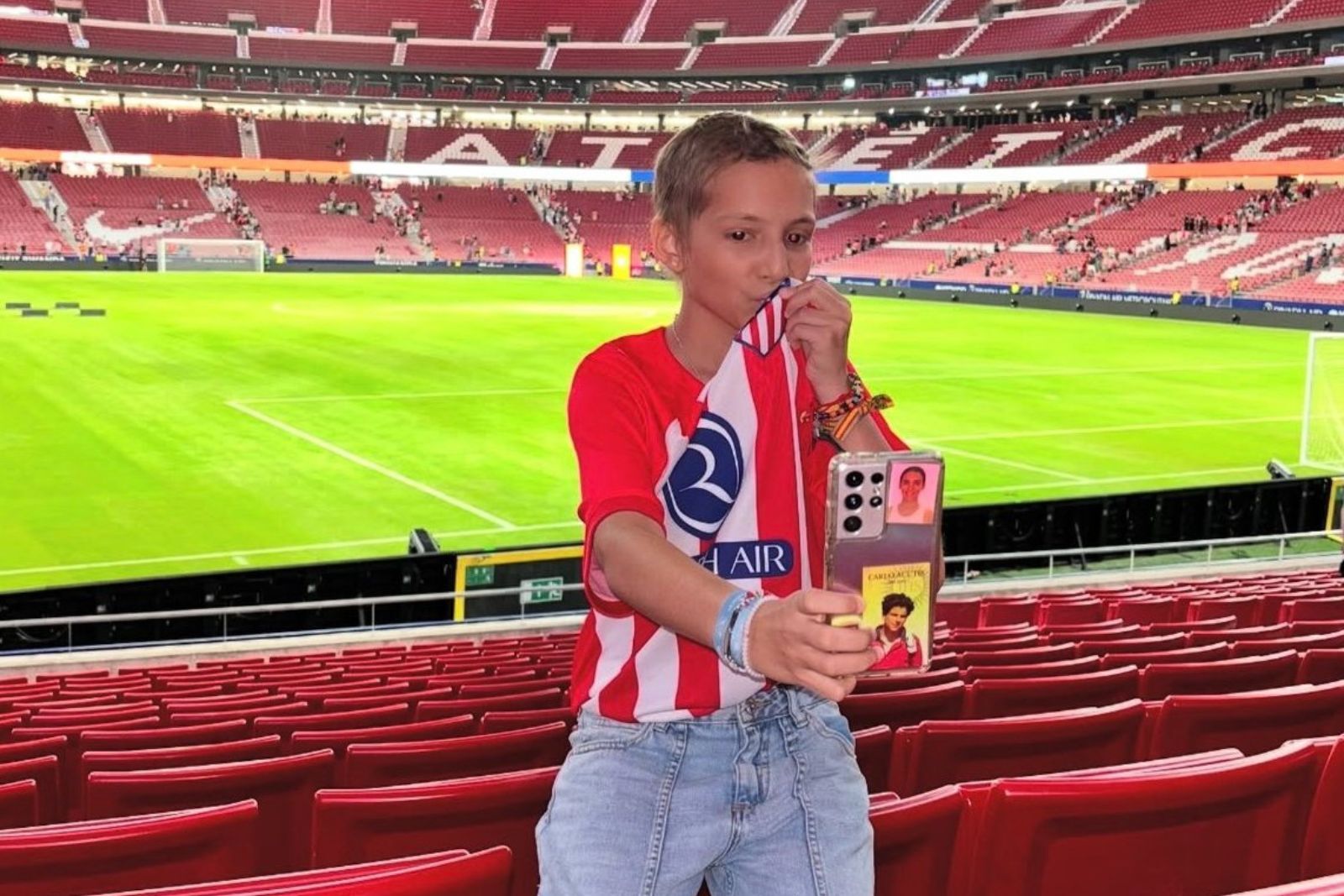 María Caamaño en el Metropolitano |  Fuente (@Atleti)