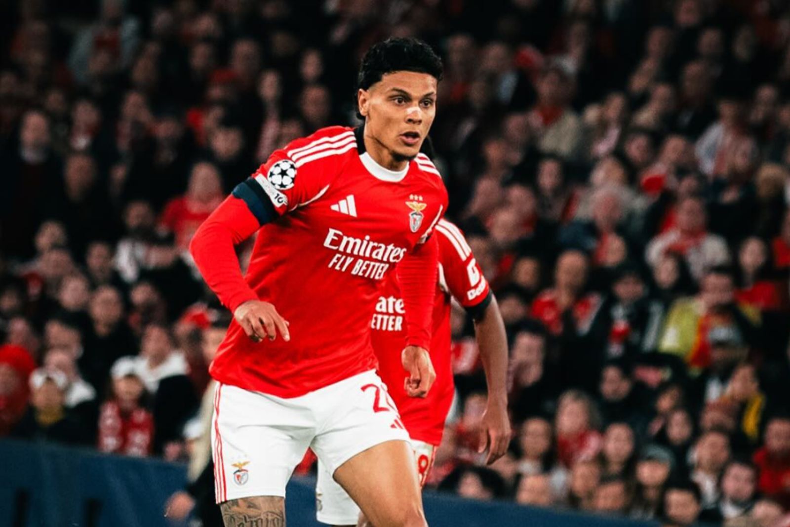 El centrocampista del Benfica tumba la puerta de varios grandes de Europa  Fuente Canva @Richard 🇨🇴 (Instagram)