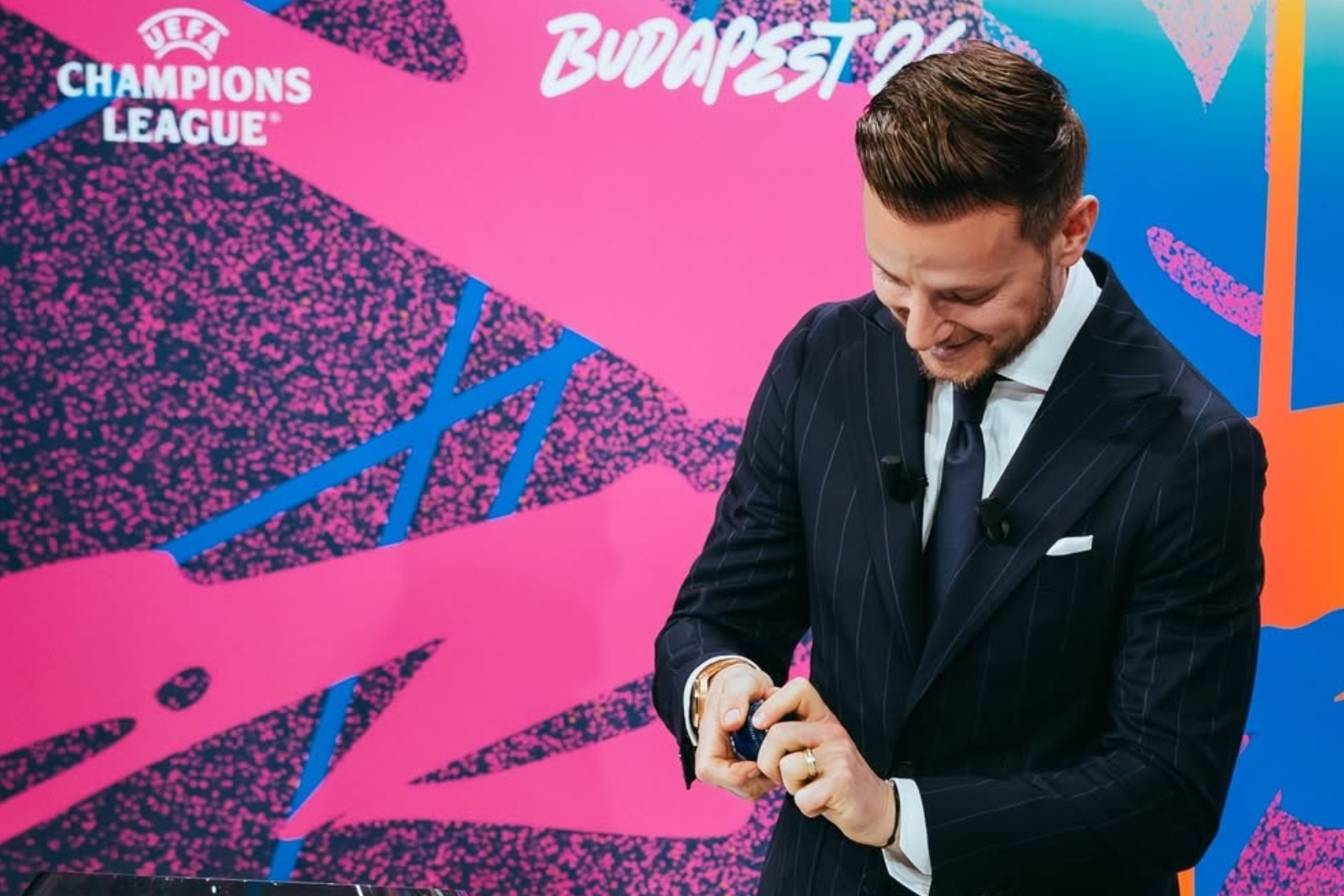Rakitic, en el sorteo de Champions League | Fuente: (@ivanrakitic)