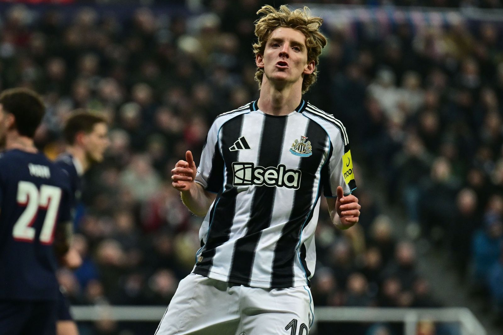 Gordon esta temporada: X Newcastle