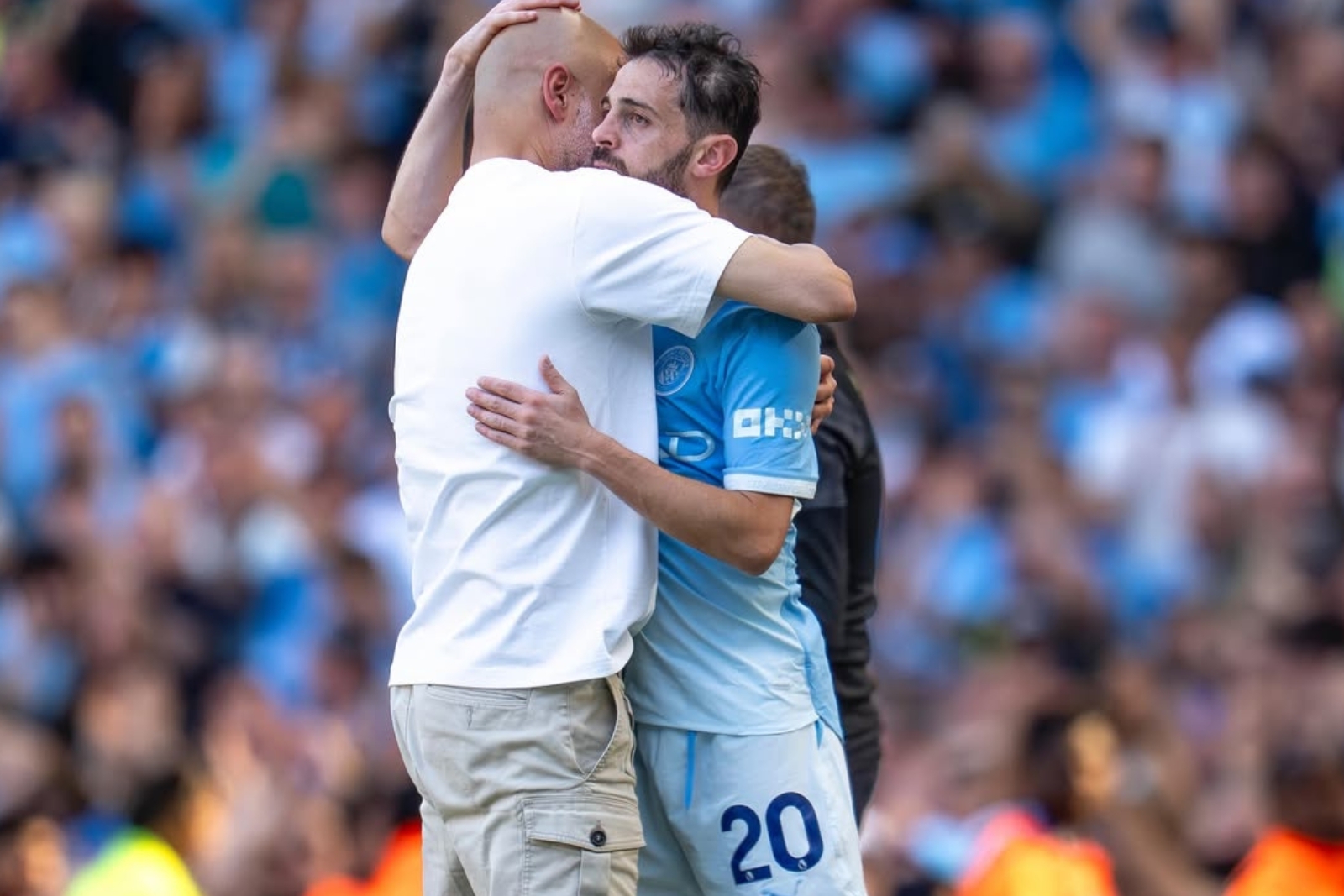 Bernardo Silva junto a su técnico Pep Guardiola | Fuente: (@bernardocalvalhosilva)