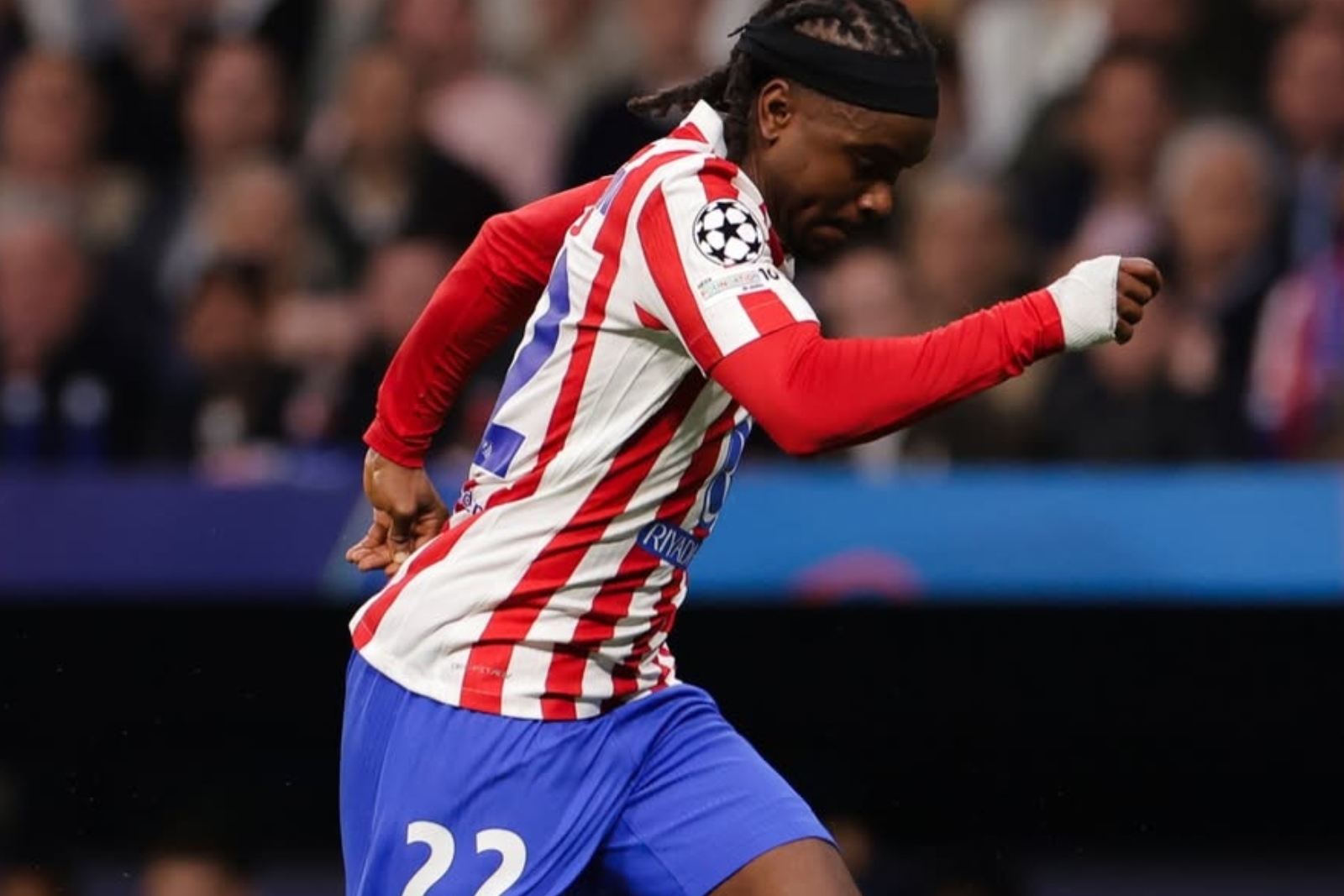 El nigeriano aspira a triunfar vestido de rojiblanco | Fuente: (@molalookman)