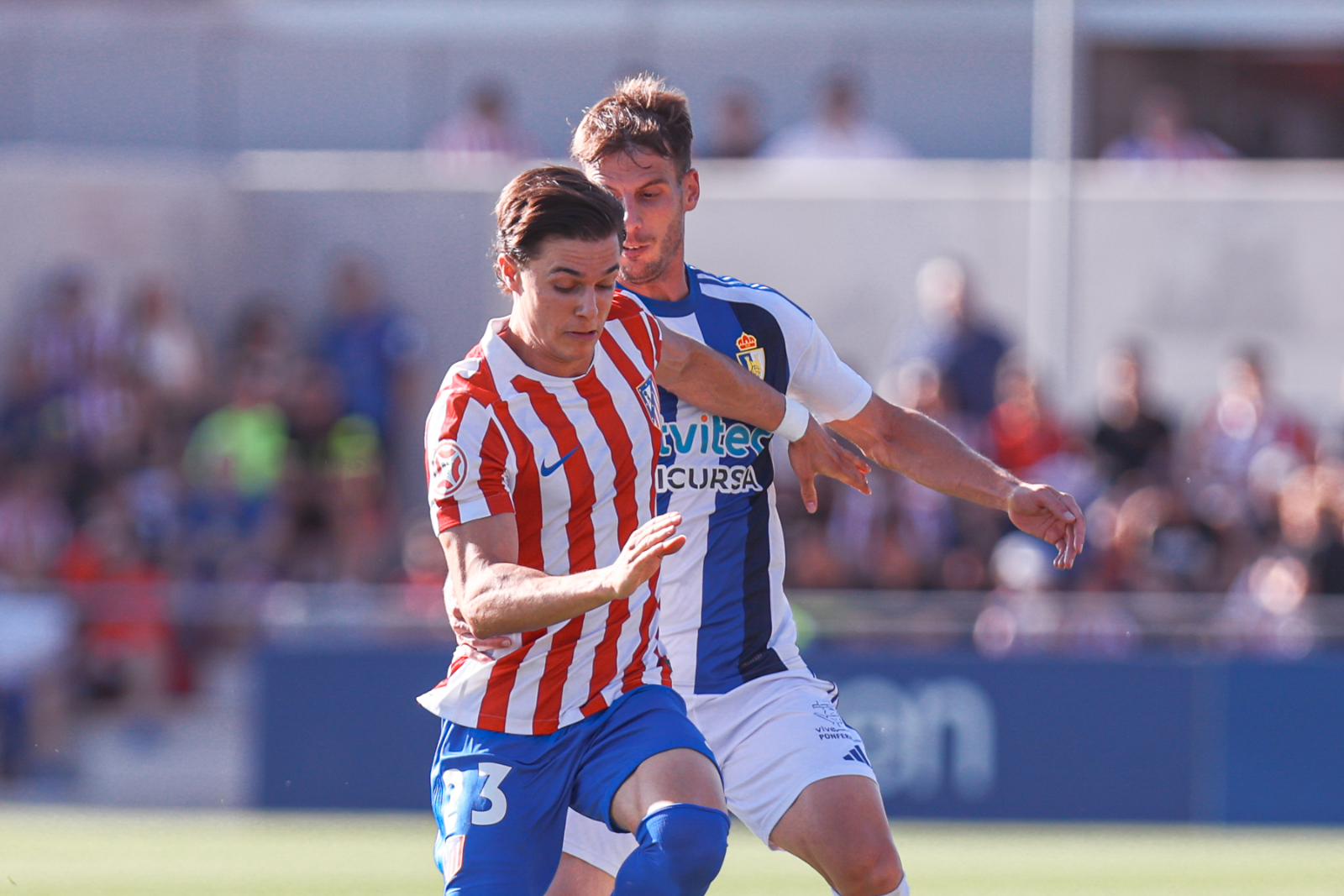 Arnau Ortiz ante la Ponferradina | Fuente (@AtletiAcademia)