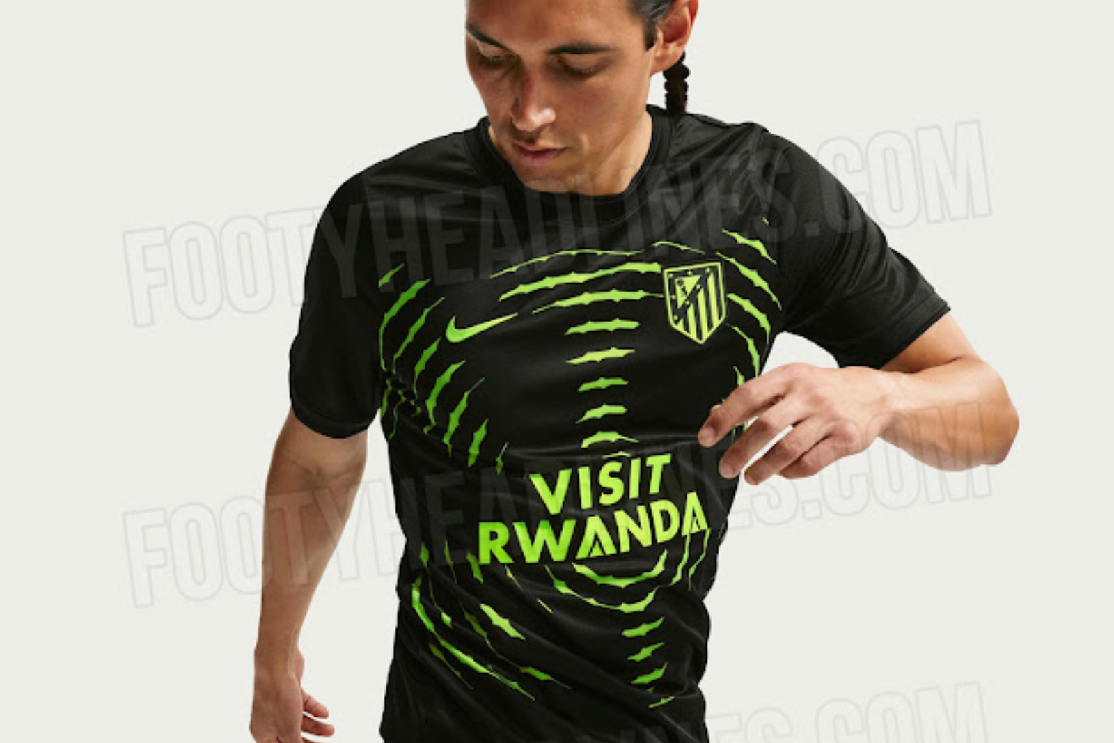 Camiseta prepartido 26-27 | Fuente (@Footy Headlines)