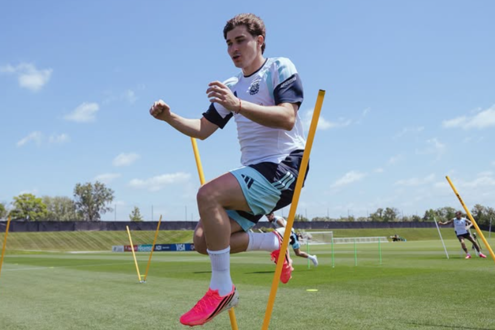 Julián se ejercita con la selección argentina | Fuente AFA