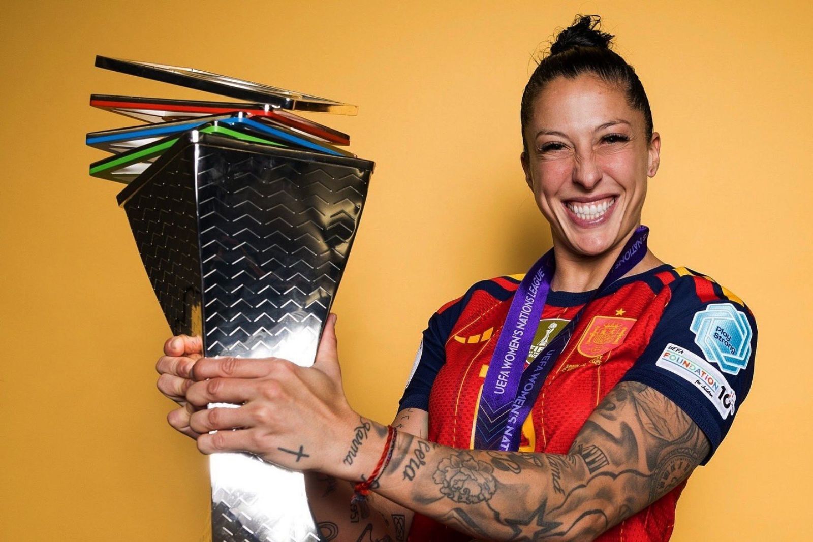 Jenni Hermoso con la Nations League | Fuente (@Jennihermoso)